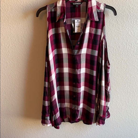 Express button Down shirt. - Picture 1 of 7